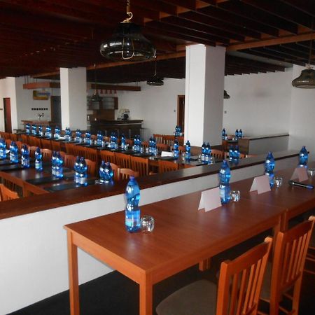 Hotel Bitov Bagian luar foto