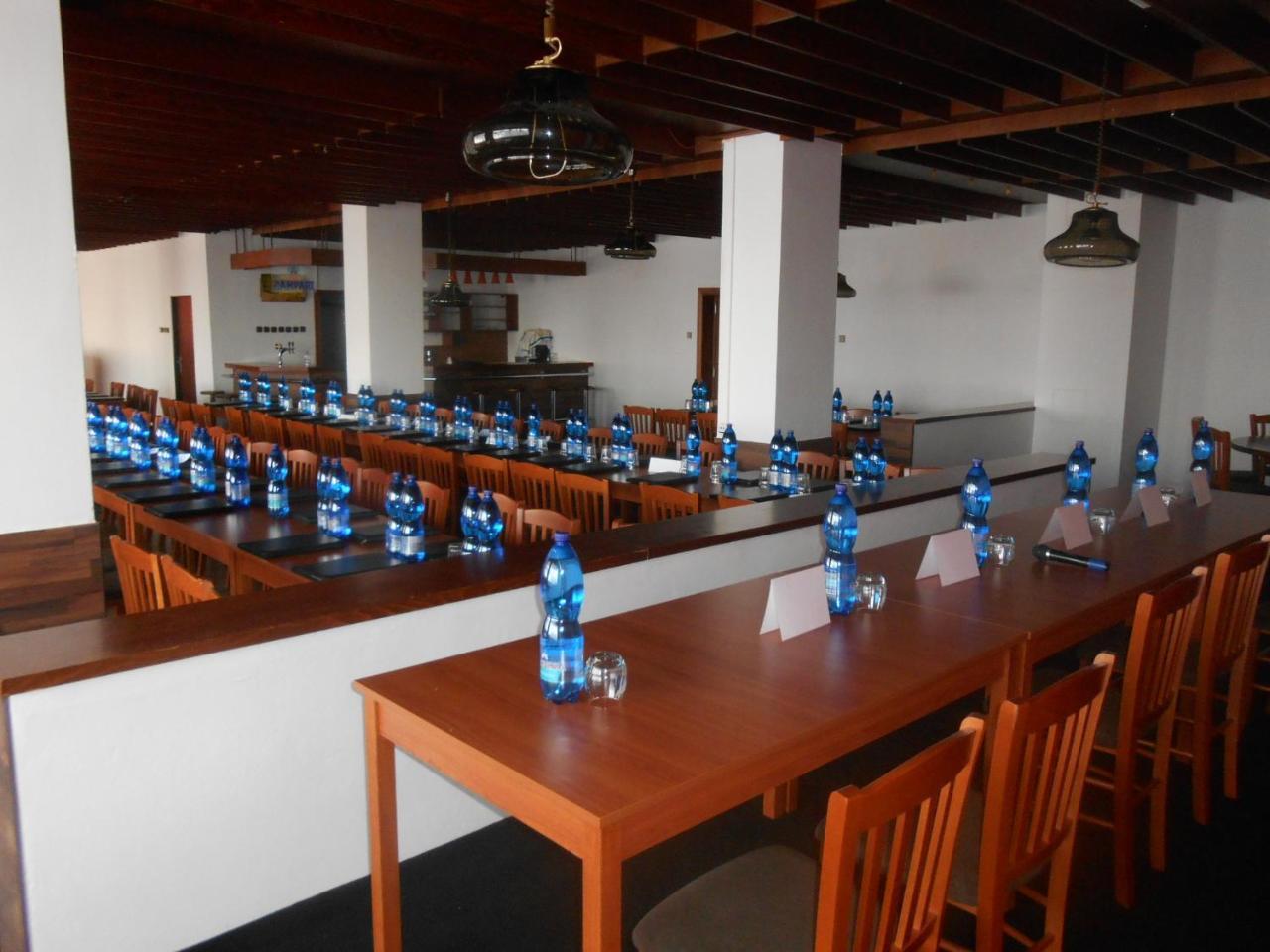 Hotel Bitov Bagian luar foto