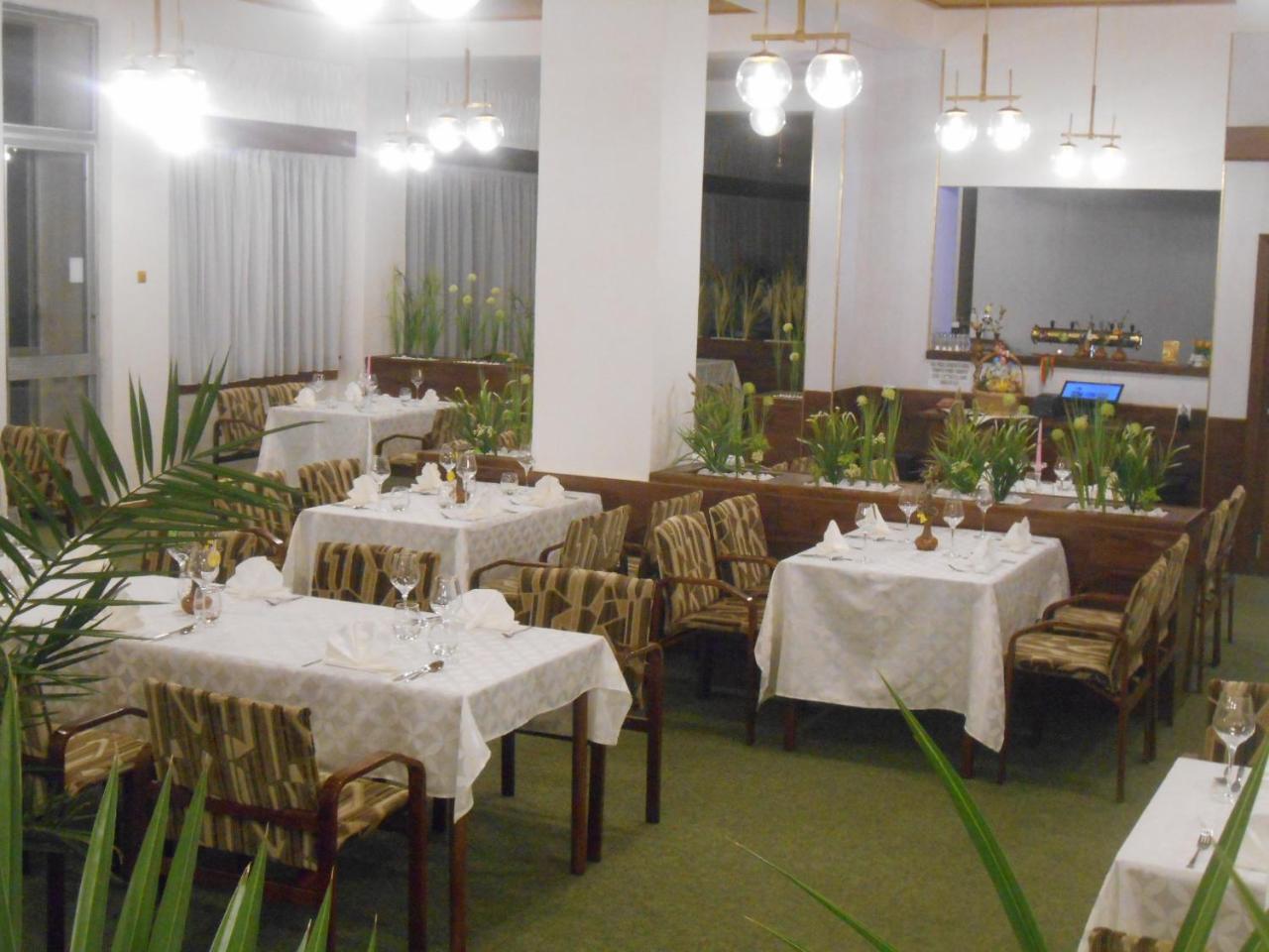 Hotel Bitov Bagian luar foto