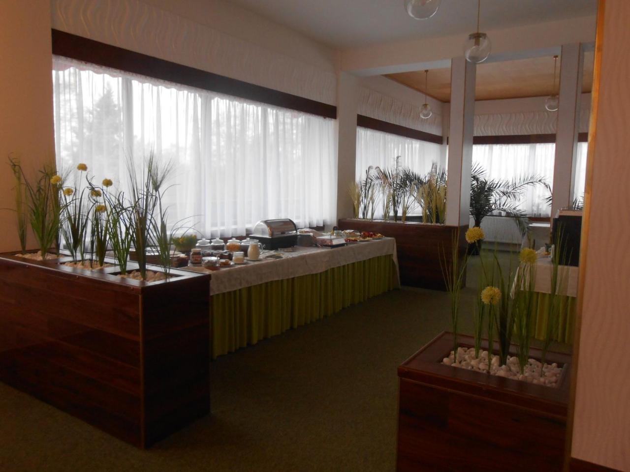 Hotel Bitov Bagian luar foto